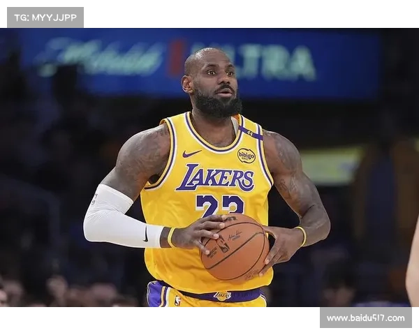 湖人训练营首日詹姆斯因臀伤缺席全新赛季口号曝光冲击队史第18冠